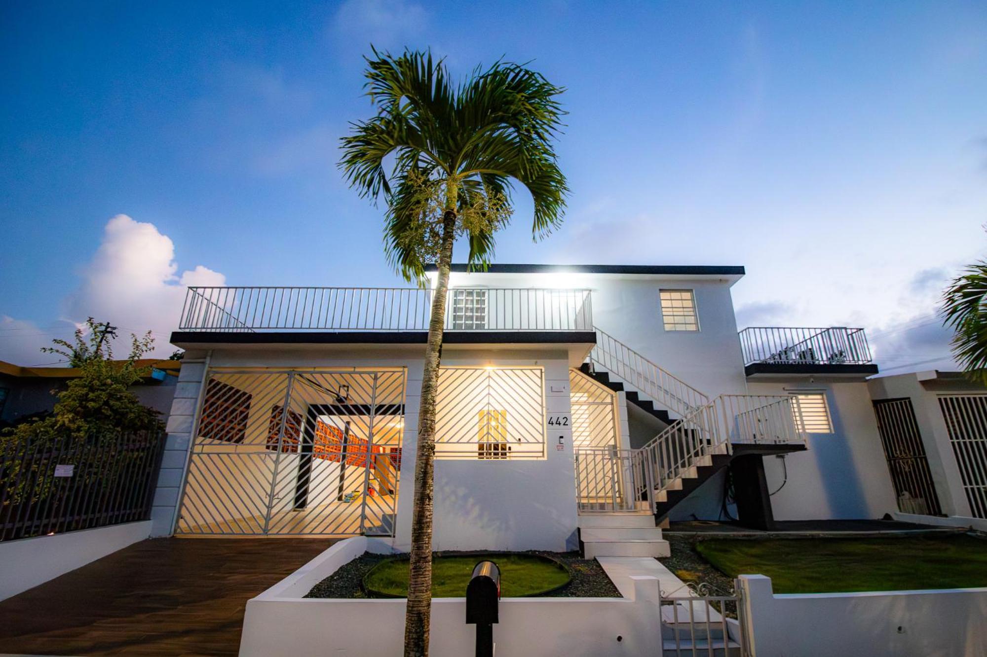 Entire Vacation Home In San Juan - Fits 10 Bagian luar foto